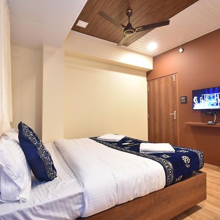 Hotel Starlit Navi Mumbai Chambre photo