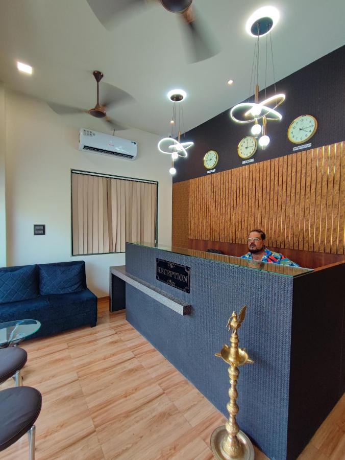 Hotel Starlit Navi Mumbai Extérieur photo