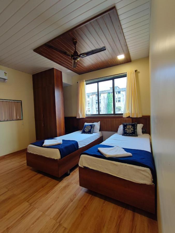 Hotel Starlit Navi Mumbai Extérieur photo