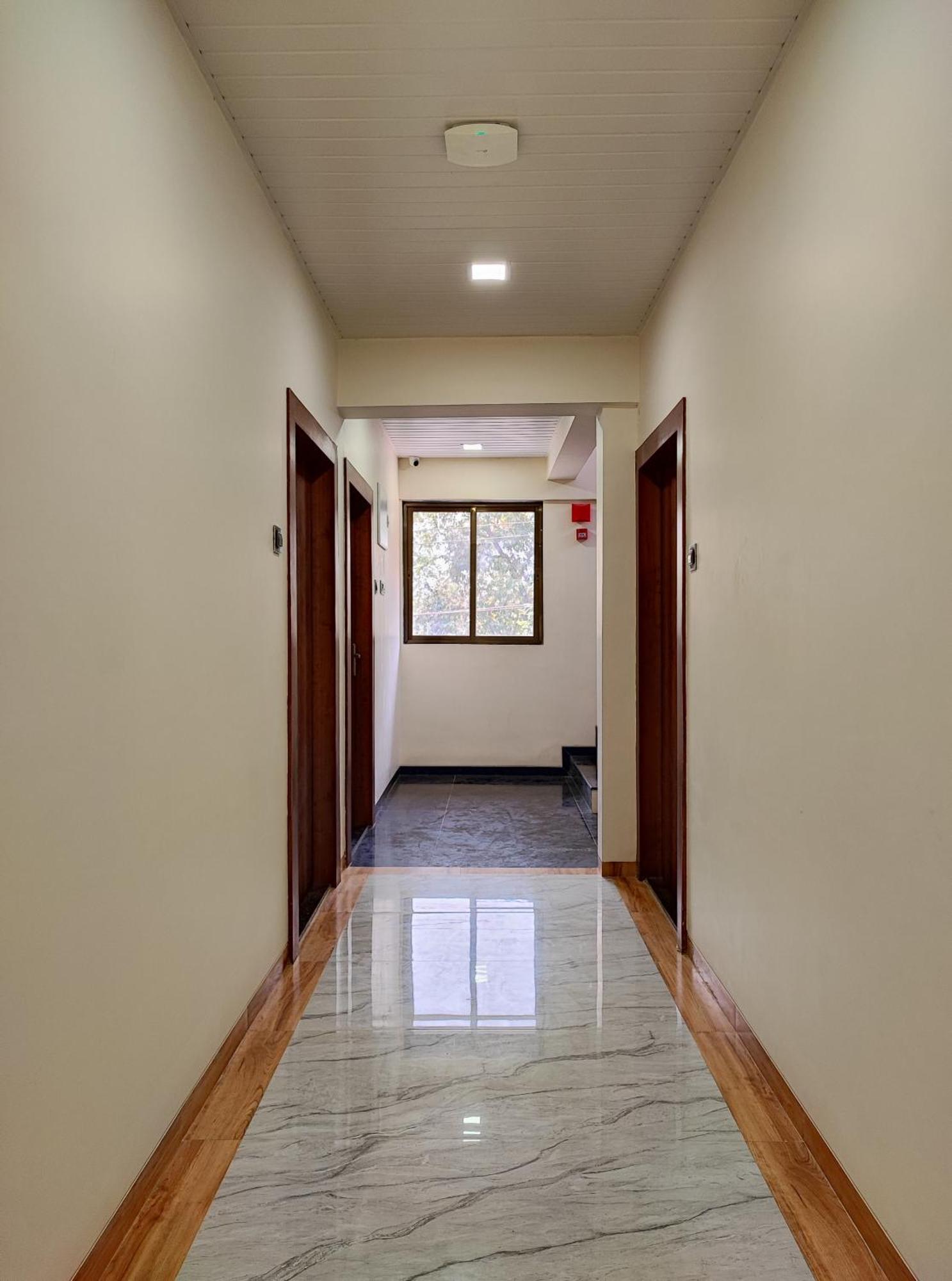 Hotel Starlit Navi Mumbai Chambre photo