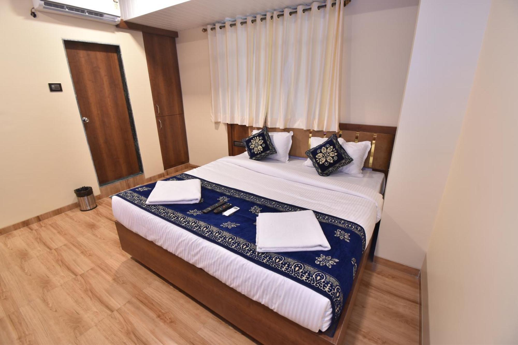 Hotel Starlit Navi Mumbai Chambre photo